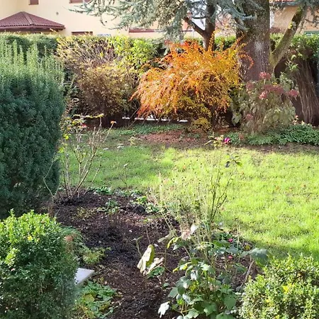 펜션 Seenaehe - Haus Mit Garten 클라겐푸르트