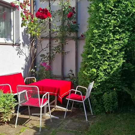 別荘 Seenaehe - Haus Mit Garten