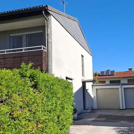 Seenaehe - Haus Mit Garten بيت للعطل